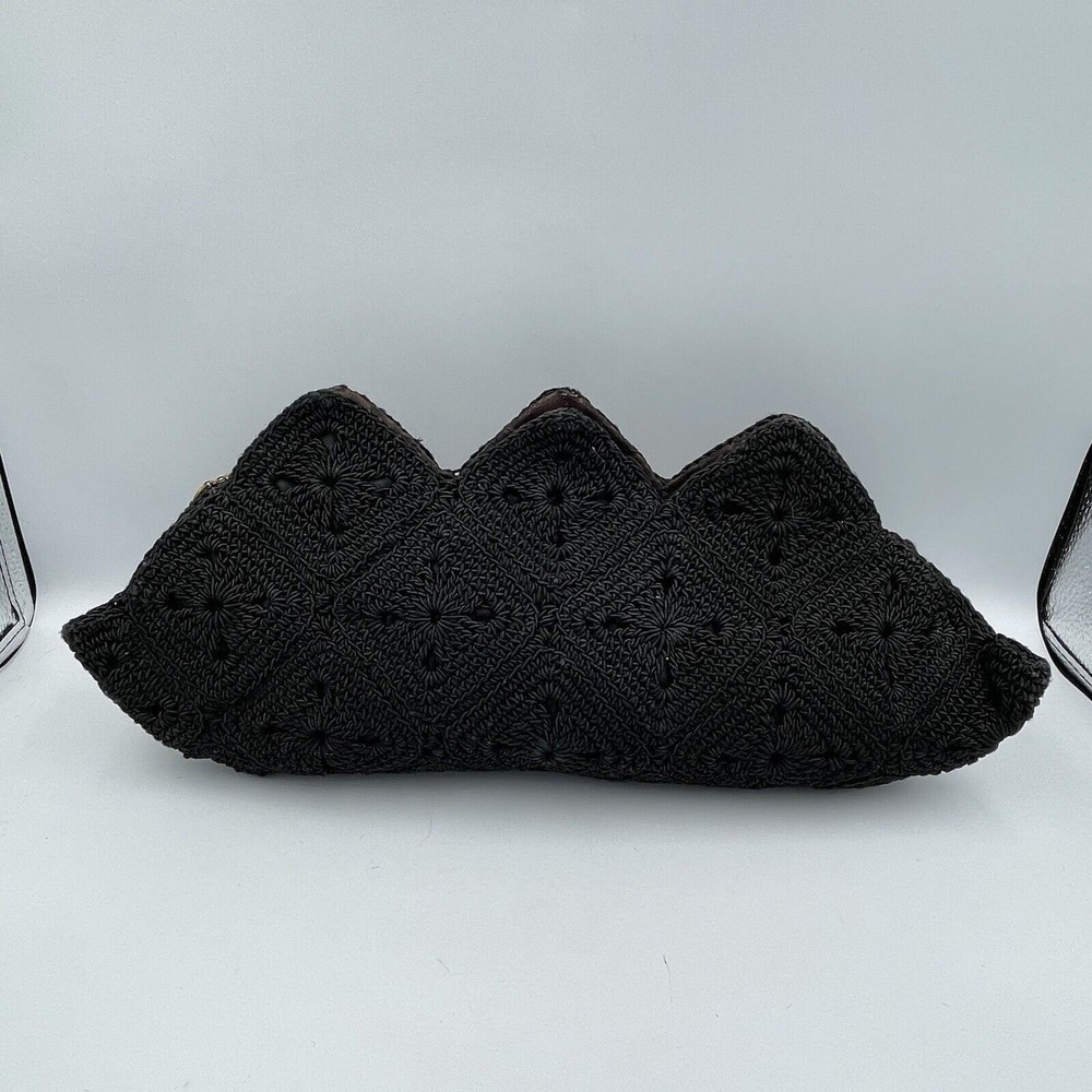 1940s Vintage Black Crochet Corde Shell Shape Clutch Women Bag - Picture 1 of 16